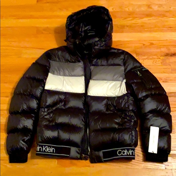 Calvin Klein Other - NWT insulation